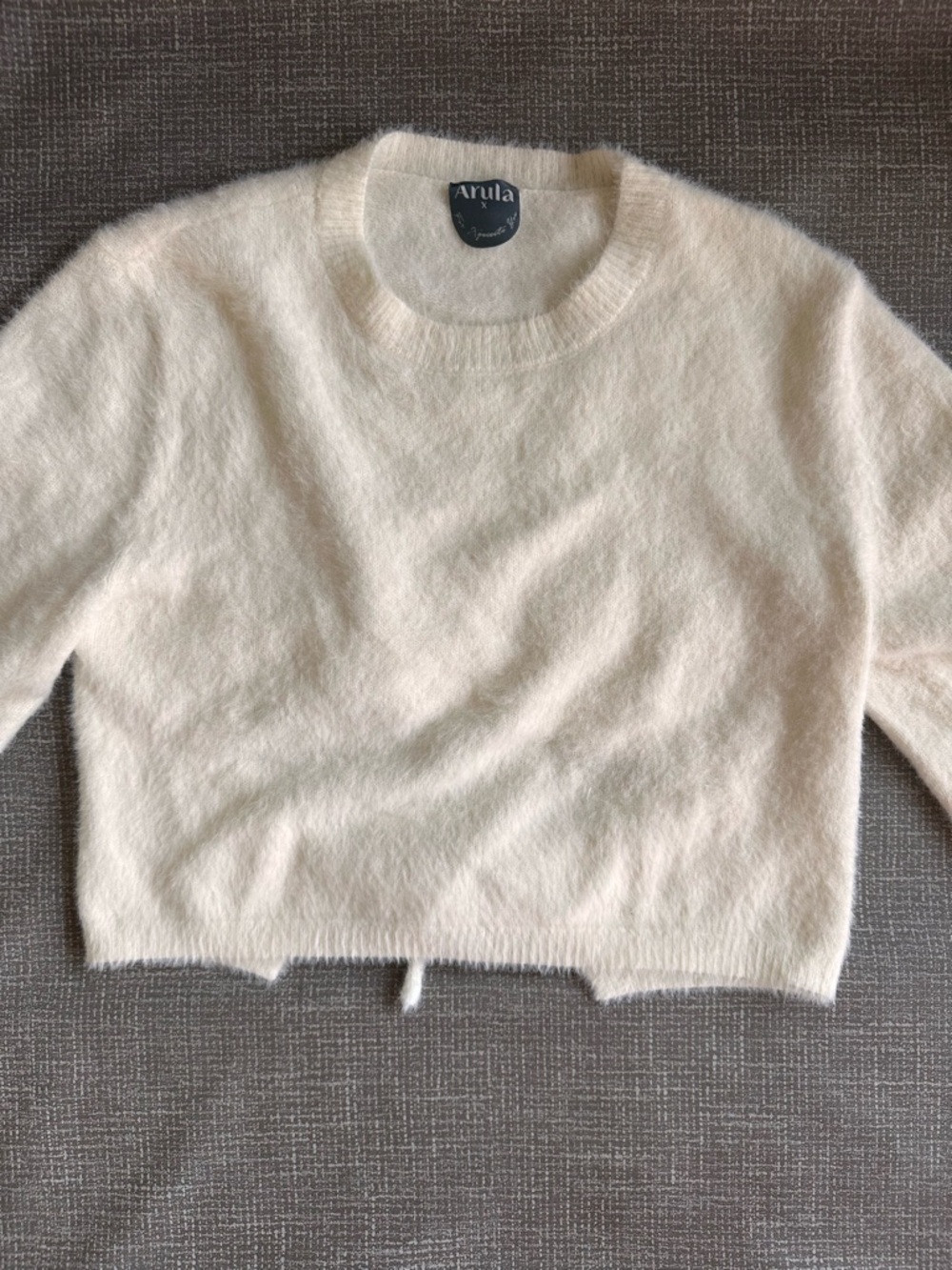 Arula Ivory Fuzzy Cropped Sweater Open Back Tie Balloon Sleeve Size X 10–12/Lg - Picture 3 of 11